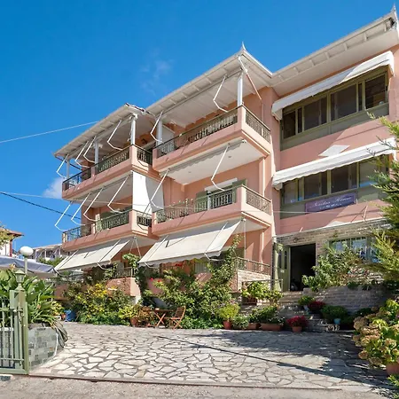 Nontas 27 アパート *