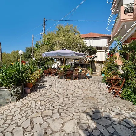 Nontas 27 * Kalamitsi (Lefkada)