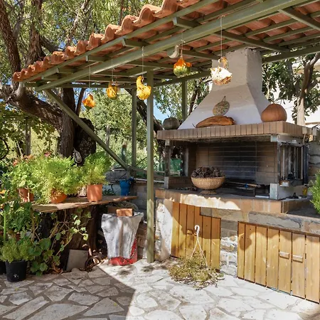 Nontas 27 アパート *